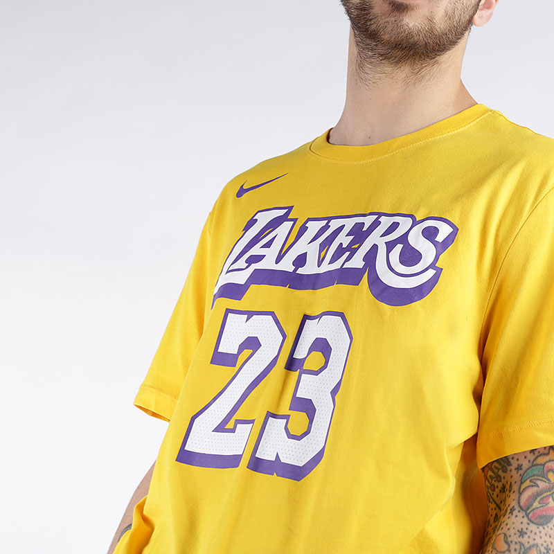 мужская желтая футболка Nike LeBron James Lakers City Edition Dri-FIT NBA T-Shirt BV8795-705 - цена, описание, фото 2